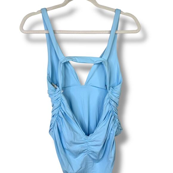 L Space NWT Sydney Sky Blue Plunging Cutout Back One-Piece Swimsuit Size 12 - Picture 6 of 10